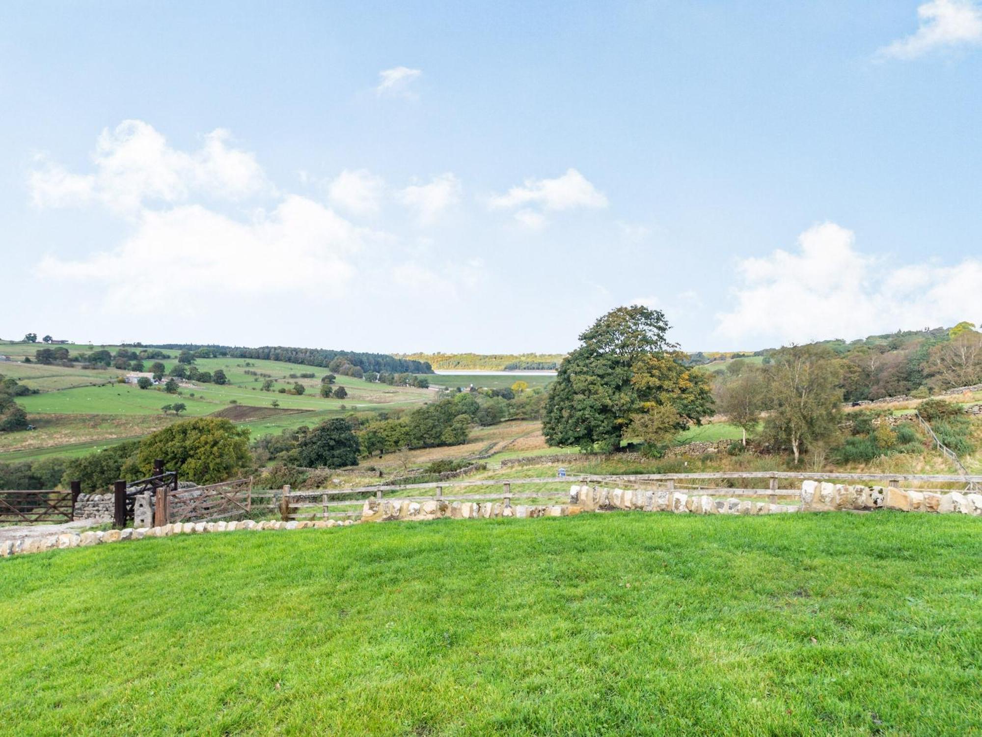 Buryemwick Villa Timble Buitenkant foto
